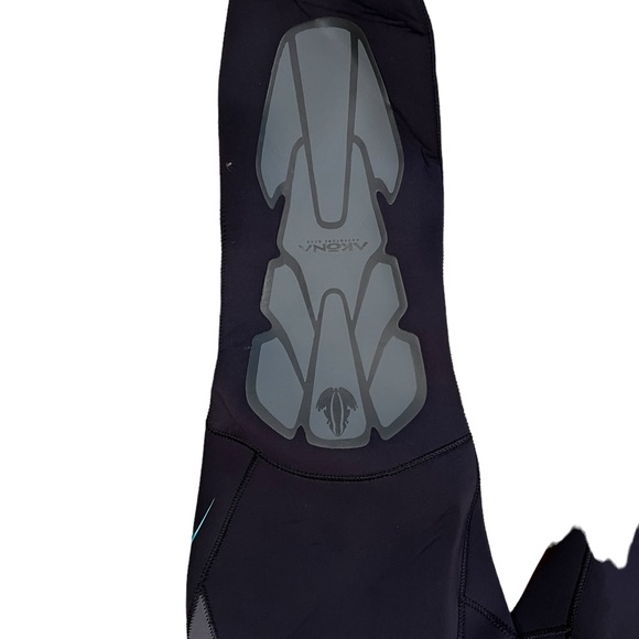 Women’s Akona Adventure Gear Quantum Stretch  Full Wet Suit  7/8 Back Zip Aqua - Picture 6 of 6